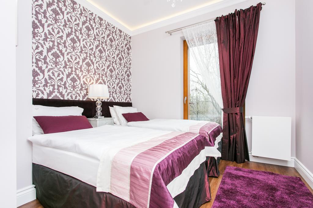 Executive 2-Bedroom Apartment Krasków Δωμάτιο φωτογραφία