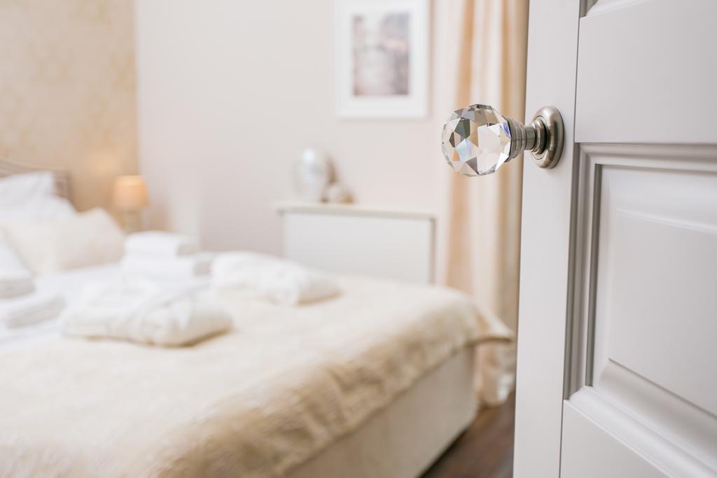 Executive 2-Bedroom Apartment Krasków Εξωτερικό φωτογραφία